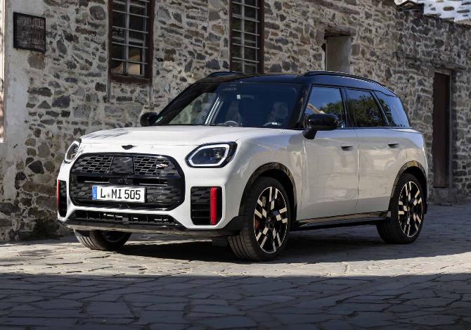 MINI будет продавать автомобили с газовым двигателем в следующем десятилетии