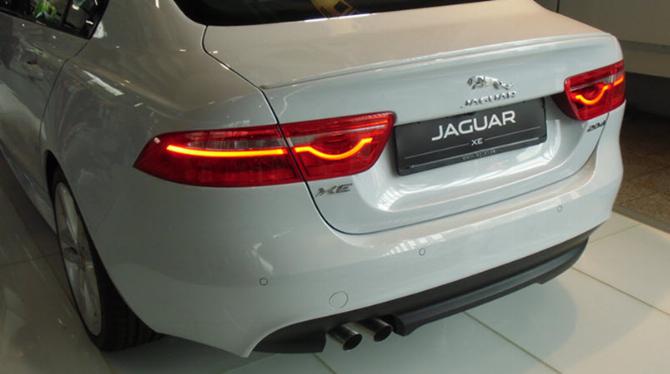 Понимание сбоев калибровки адаптивной подвески Jaguar